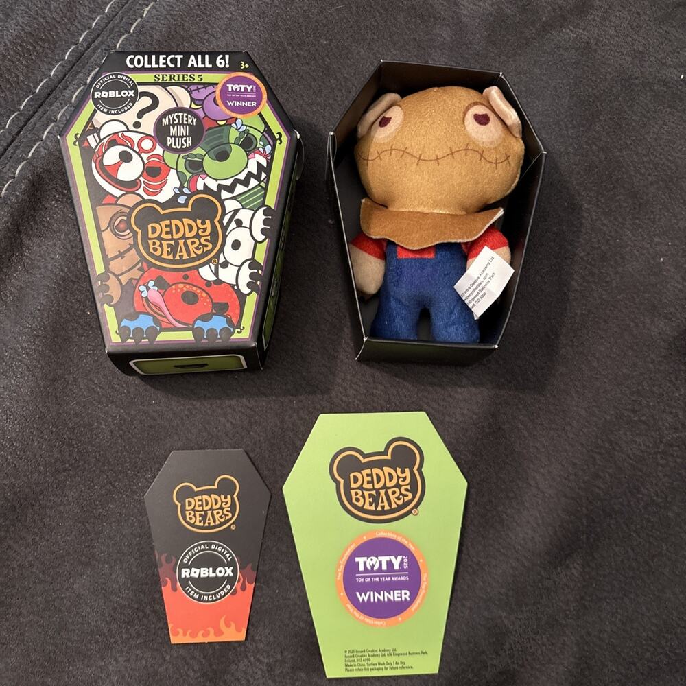 Deddy Bears Series 5 Mystery Blind Coffin 4" Plush - Edgar Allen Crow Roblox